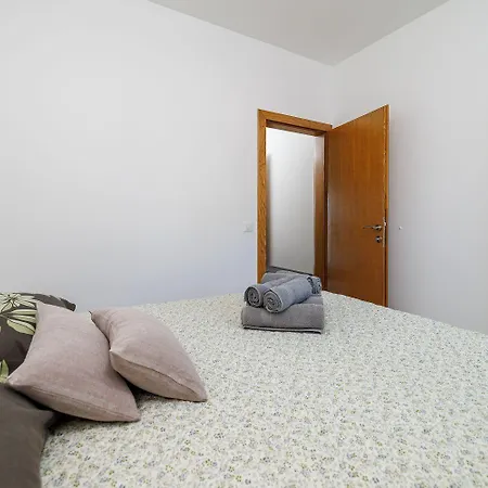 Faszinierendes Mit Grillbereich, Meerblick, Parkplatz, Waschmaschine * Crikvenica